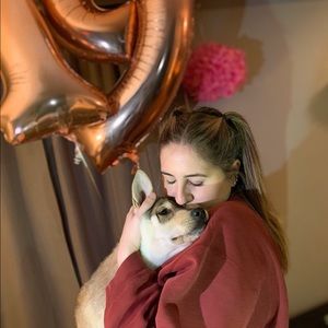 Meet your Posher, Dimitra